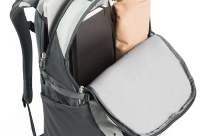 The North Face Women's Recon Backpack 13 The North Face Women's Recon Backpack - Image 13