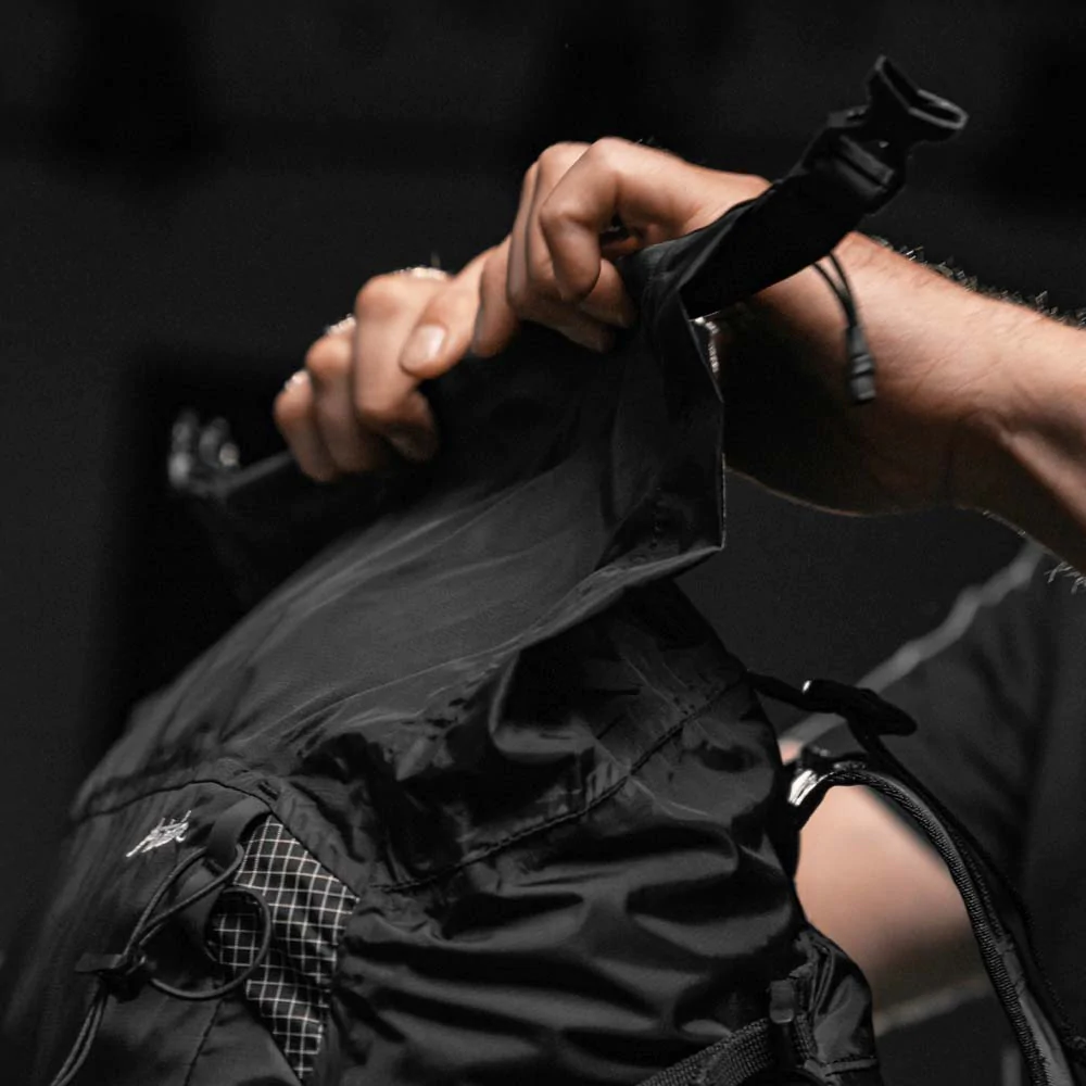 Matador Freerain28 Waterproof Packable Backpack 13 Matador Freerain28 Waterproof Packable Backpack - Image 13