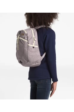The North Face Youth Recon Squash Backpack -Stylish backpack Shop 7cc935 8ad852b82a3d474b90f200d8f19fc23fmv2