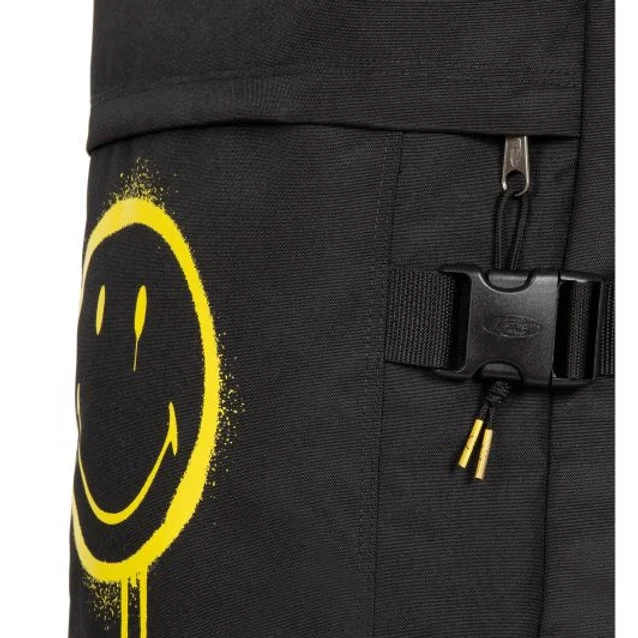 Eastpak Tranverz Smiley Graffiti-Large 3 Eastpak Tranverz Smiley Graffiti-Large - Image 3