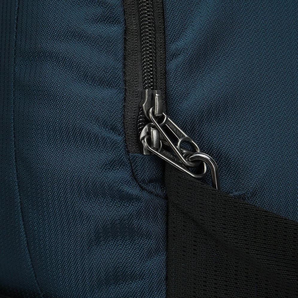 Pacsafe Metrosafe LS450 ECONYL Anti-Theft 25L Backpack 9 Pacsafe Metrosafe LS450 ECONYL Anti-Theft 25L Backpack - Image 9