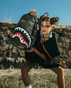 Sprayground Lasers Blazin DLXV Backpack -Stylish backpack Shop 7cc935 ad13f3fc25224560bea827d43d466dd1mv2