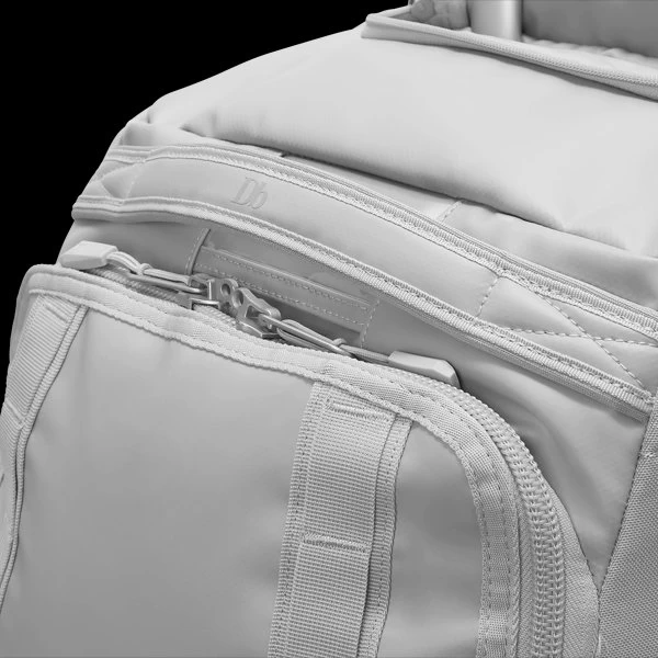 Douchebags The Strøm 60L Rollerbag 3 Douchebags The Strøm 60L Rollerbag - Image 3