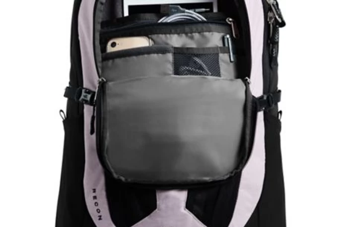 The North Face Women's Recon Backpack 4 The North Face Women's Recon Backpack - Image 4