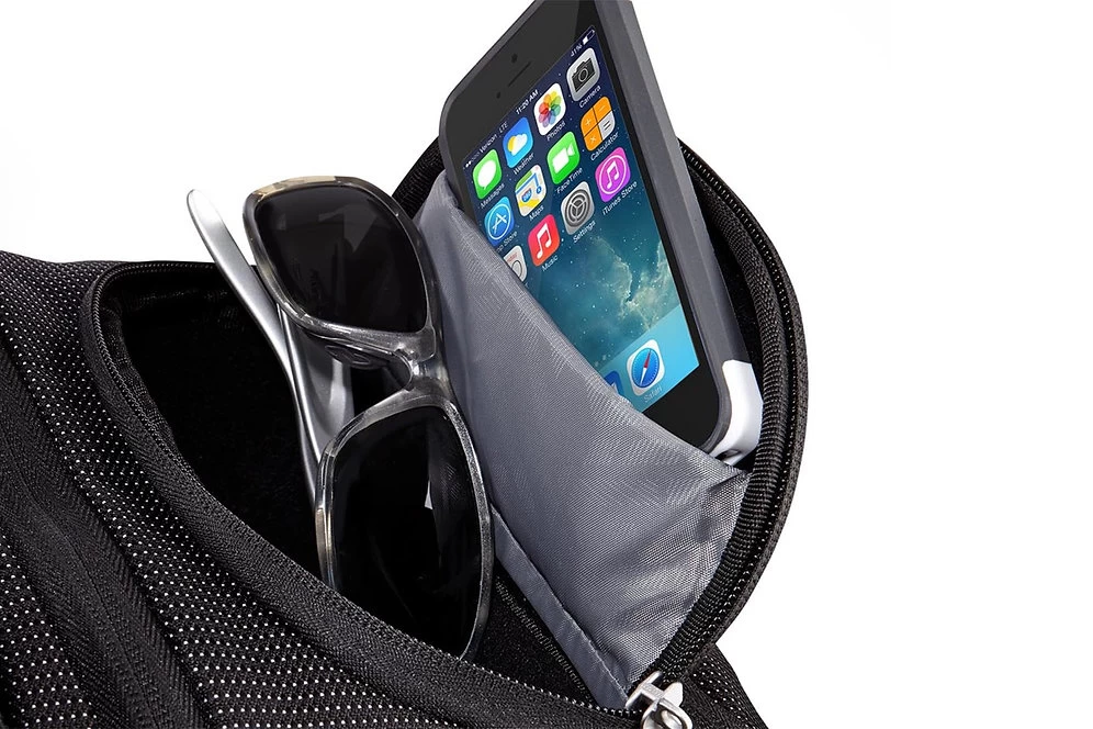 Thule Crossover Backpack 25L 3 Thule Crossover Backpack 25L - Image 3