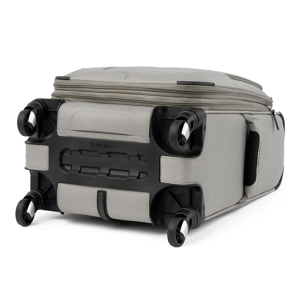 Travelpro Maxlite 5 21" Expandable Carry-On Spinner 13 Travelpro Maxlite 5 21" Expandable Carry-On Spinner - Image 13