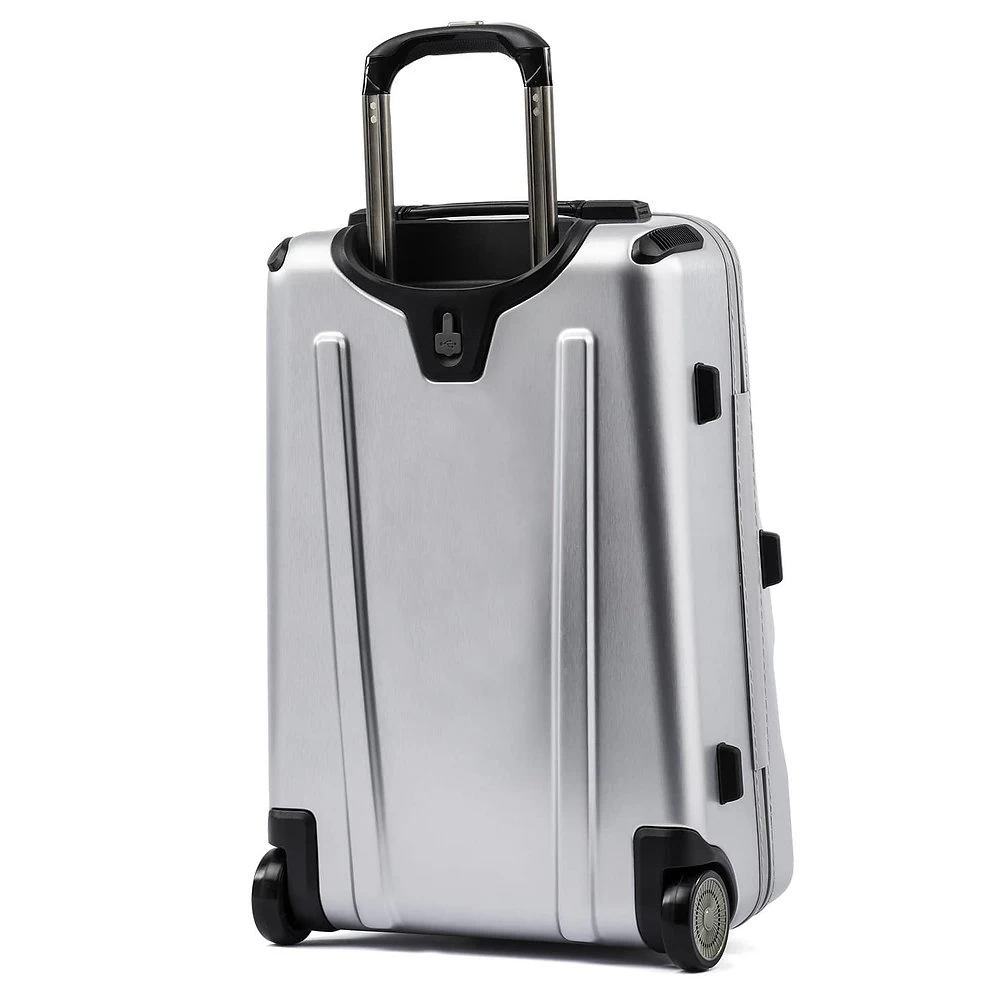 TravelPro Crew™ 11 22" Slim Hardside Carry-On Rollaboard® 4 TravelPro Crew™ 11 22" Slim Hardside Carry-On Rollaboard® - Image 4