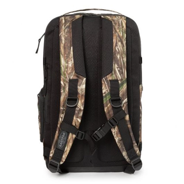 Eastpak Tecum Real Tree Camo - Large 6 Eastpak Tecum Real Tree Camo - Large - Image 6