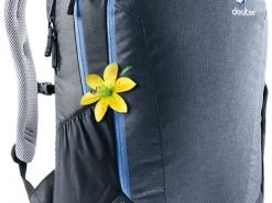 Deuter Giga SL Backpack -Stylish backpack Shop 7cc935 e9041132cccb458eaf0d36aa20d57ff9mv2