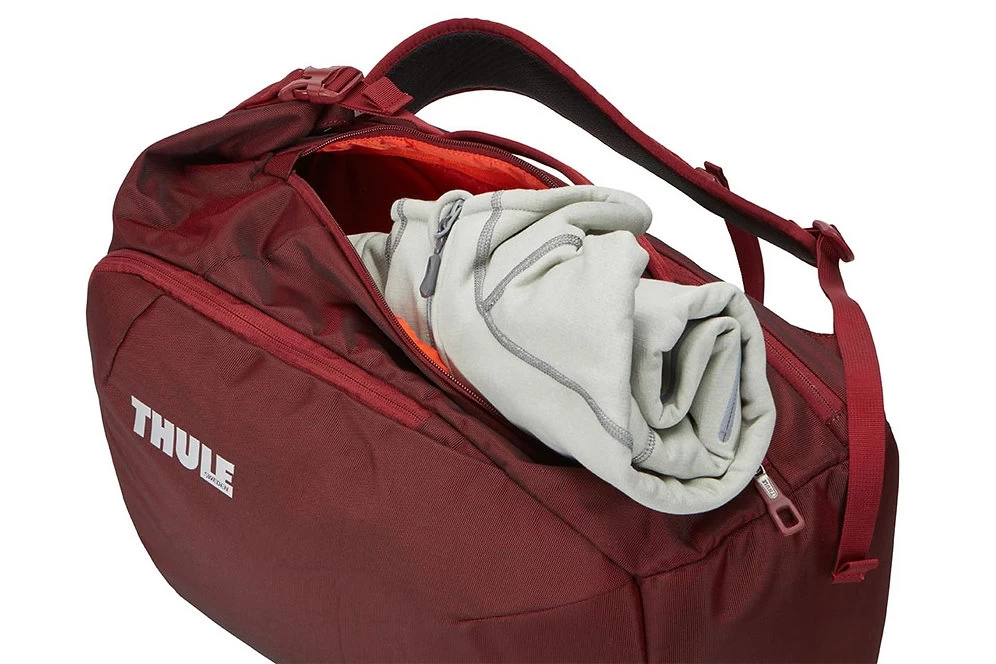 Thule Subterra Travel Backpack 34L 4 Thule Subterra Travel Backpack 34L - Image 4