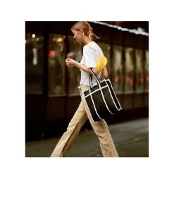 Large Web Book Tote -Stylish backpack Shop LeSportsac Spring2023 Campaign 26 488654d7 de7d 4db7 8a06 8ad555ed4849